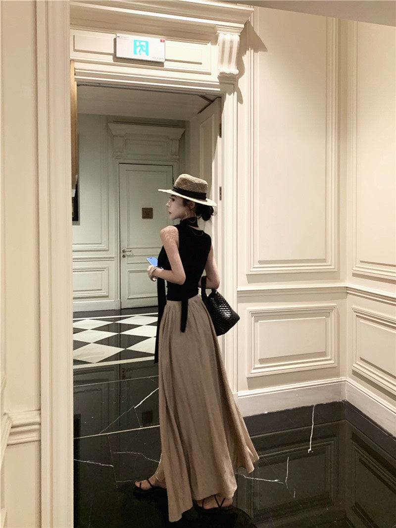 NA+ 法式浪漫蘯領氣質飄帶黑色上衣 A字擺卡其半身裙