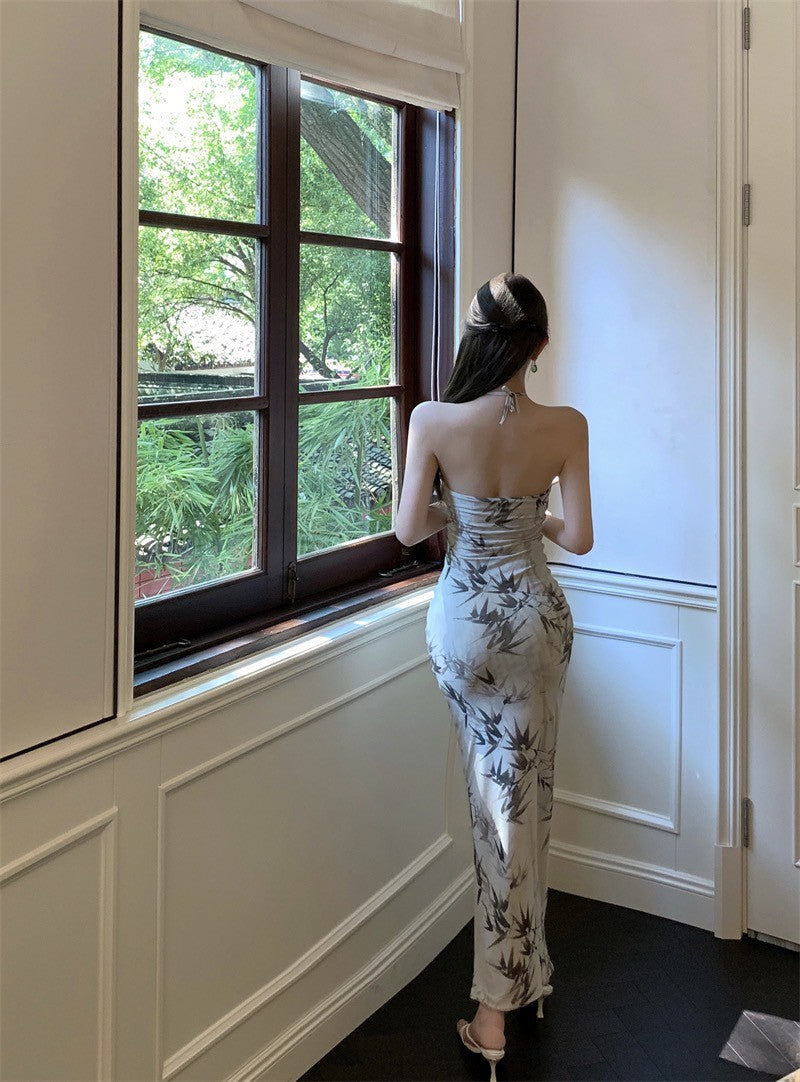 Na+ 清冷竹墨葉印花掛脖網紗連身裙