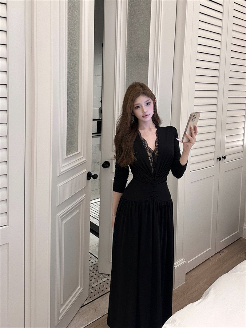 NA+ 法式黑浪漫V領蕾絲拼接連身裙