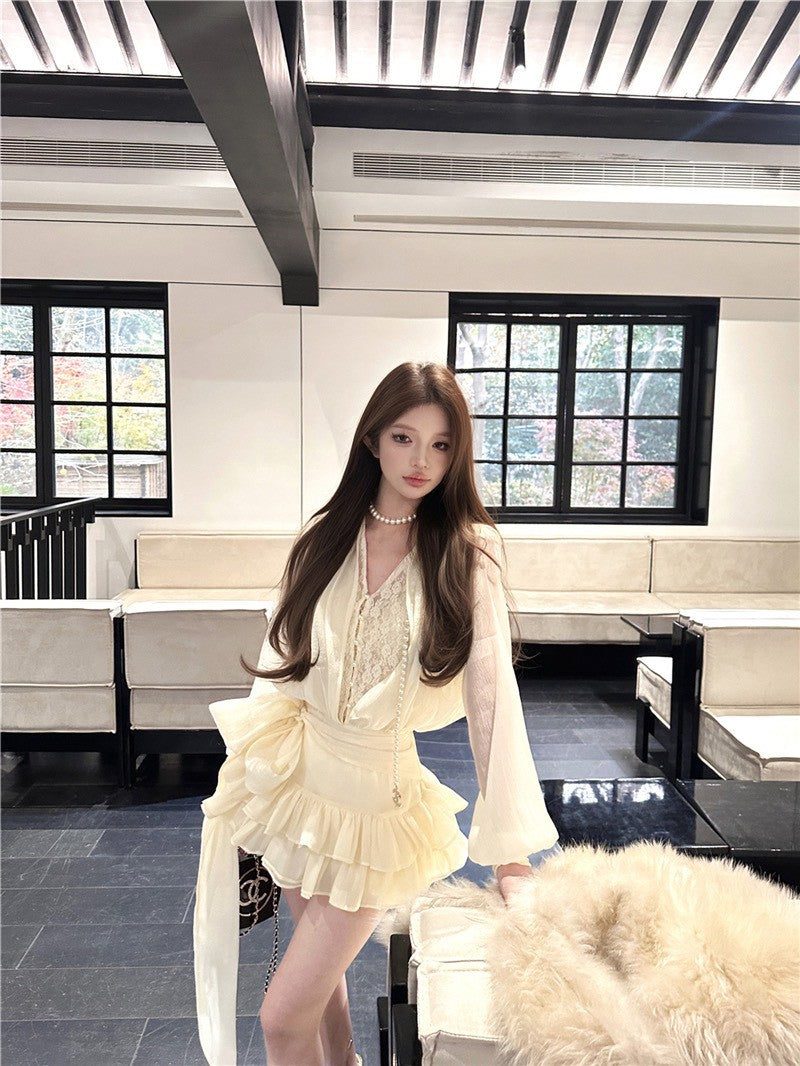 NA+ 法式花朵荷葉甜美收腰連身套裝 杏