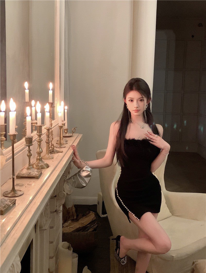 Na+ 性感尤物毛毛抹胸鑲鑽連身包臀裙