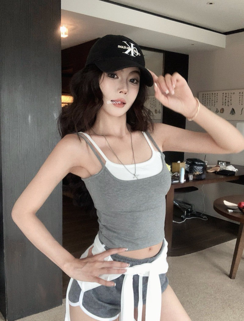 NA+ 斬女outfit灰色系背心短褲 白色外罩衫