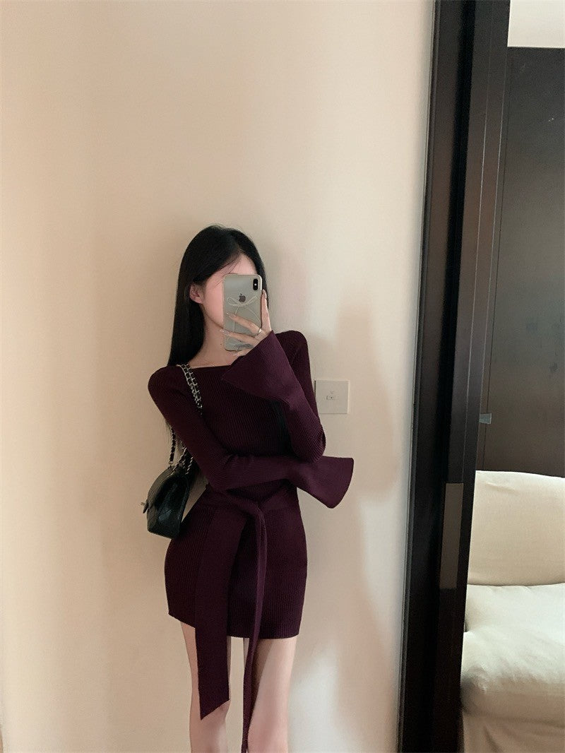 "Na+"紐約女伶 秋冬針織修身綁帶喇叭袖包臀裙 酒紅