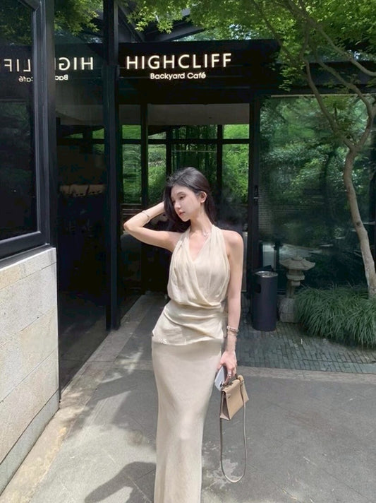 NA+ 淡若輕煙 氣質V領背心/魚尾修身半身裙 杏色