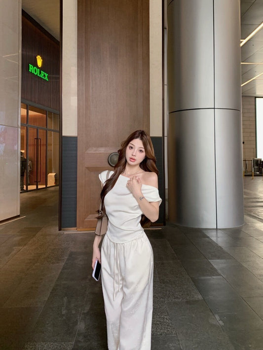 NA+ 玉雕石花 氣質緞面上衣 印花休閒褲