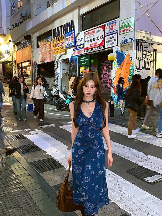 ''Na+''西西里邂逅 復古回歸V領印花連身裙 藍 長款