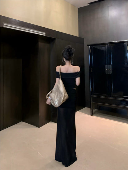 NA+ 主角光環一字領顯瘦上衣 網紗拼接裙 黑