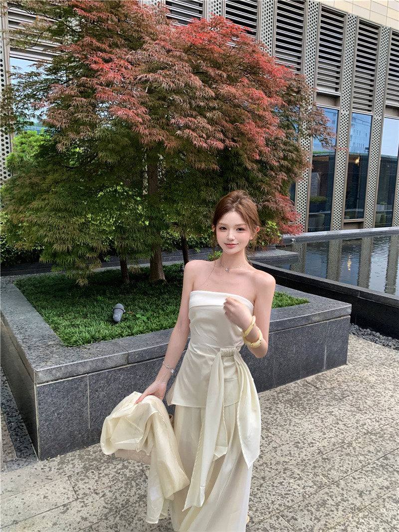 NA+ 米蘭假日 高雅抹胸側飄帶休閒褲套裝 白色