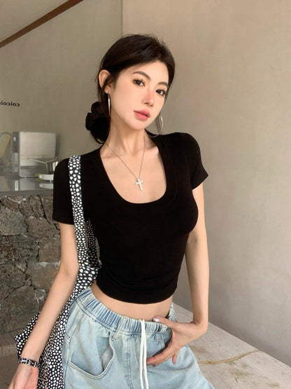 Na+ 細腰計畫 u領顯瘦後背縷空上衣 卡其/白/黑