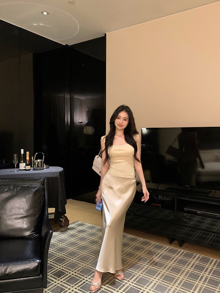 ''Na+''溫柔鄉定染鵝黃方領針織上衣 抓皺醋酸半身裙  金