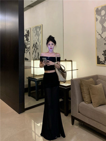 NA+ 主角光環一字領顯瘦上衣 網紗拼接裙 黑