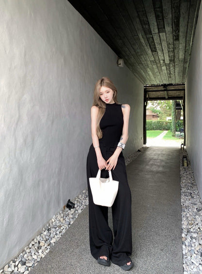 Na+ 不規則設計感針織背心 高腰通勤老錢休閒褲 黑