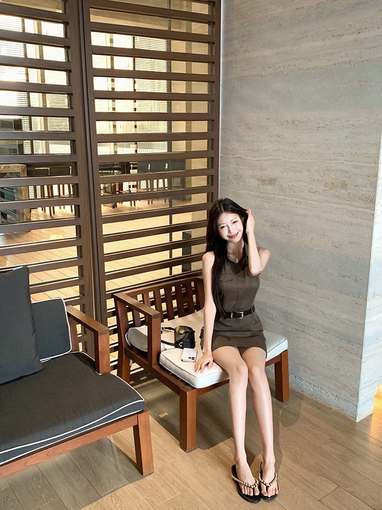 ''Na+''復古回潮 日常通勤polo領排扣連身裙 咖綠