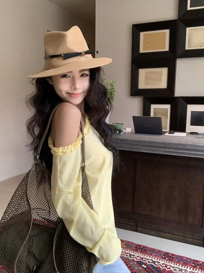 NA+ 推薦款*休閒花邊斜領寬鬆慵懶上衣 黃