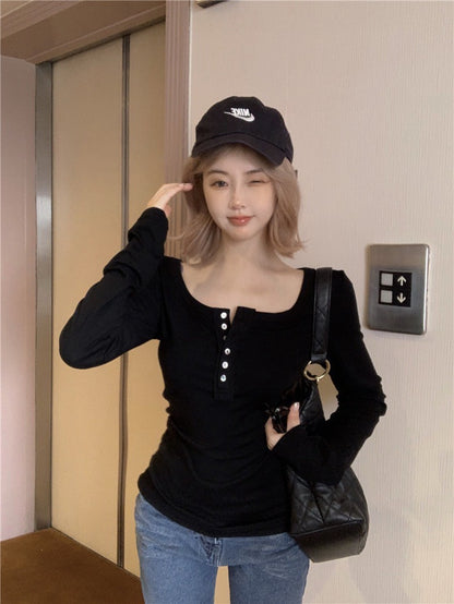 Na+ 登機私服休閒鈕扣圓領上衣 白/黑