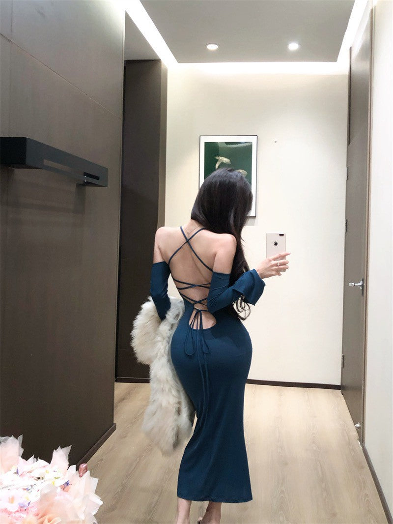 NA+ 極致美腰性感掛脖交叉綁腰彈力連身裙 黑/藍