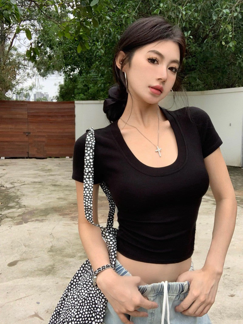 Na+ 細腰計畫 u領顯瘦後背縷空上衣 卡其/白/黑