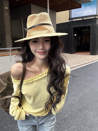 NA+ 推薦款*休閒花邊斜領寬鬆慵懶上衣 黃