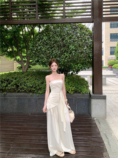 NA+ 米蘭假日 高雅抹胸側飄帶休閒褲套裝 白色