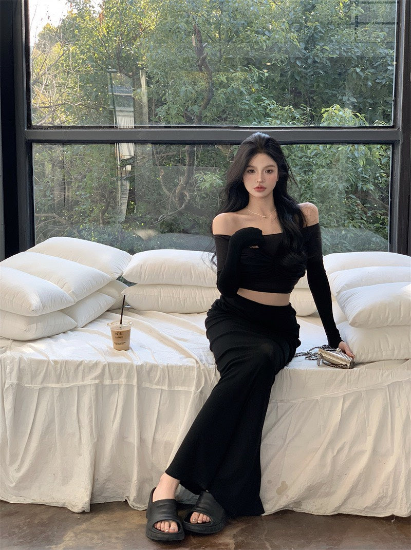 NA+ 鎏光漫步裙/透紗一字領修身上衣  黑