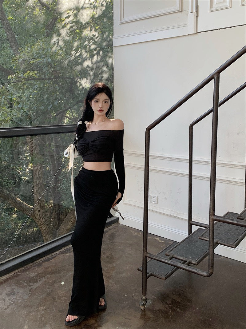 NA+ 鎏光漫步裙/透紗一字領修身上衣  黑