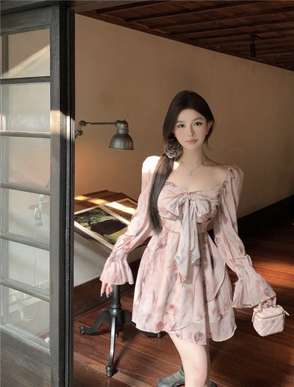 Na+ 甜美法式方領顯瘦碎花連衣裙 粉 兩款長度