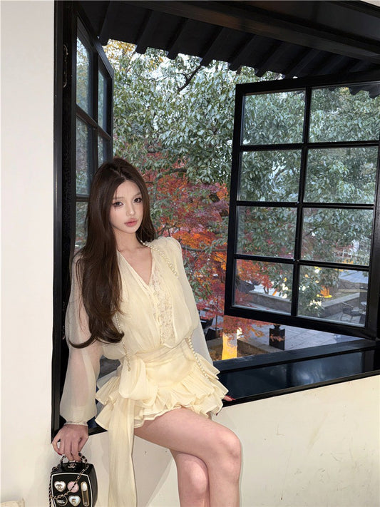 NA+ 法式花朵荷葉甜美收腰連身套裝 杏