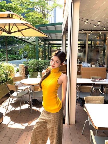 NA+ 高知視覺多巴胺高領針織背心 復古格紋西裝褲