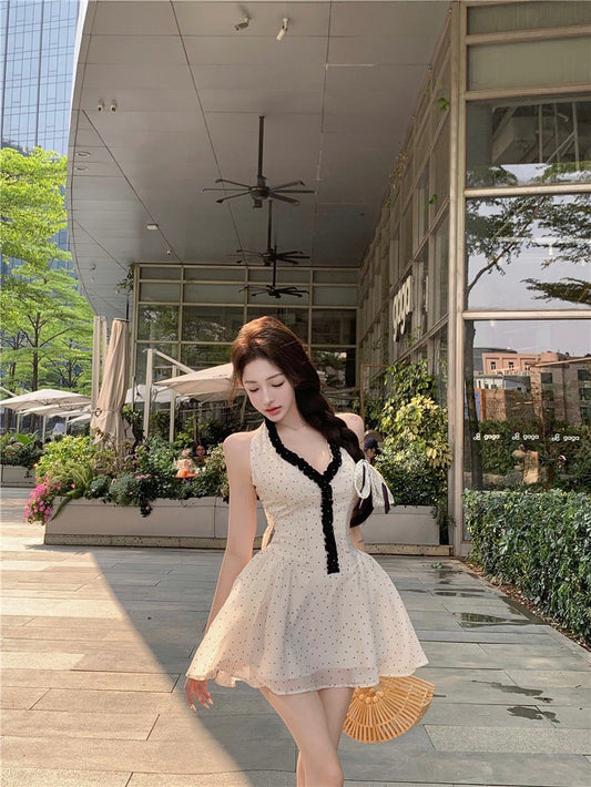 NA+ 女神夢露復古收腰波點連身裙