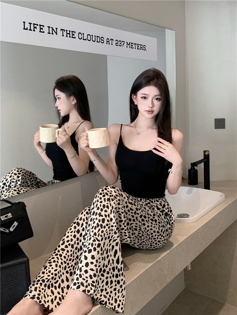 Na+ 居家休閒復古豹紋彈力喇叭褲