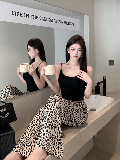 Na+ 居家休閒復古豹紋彈力喇叭褲