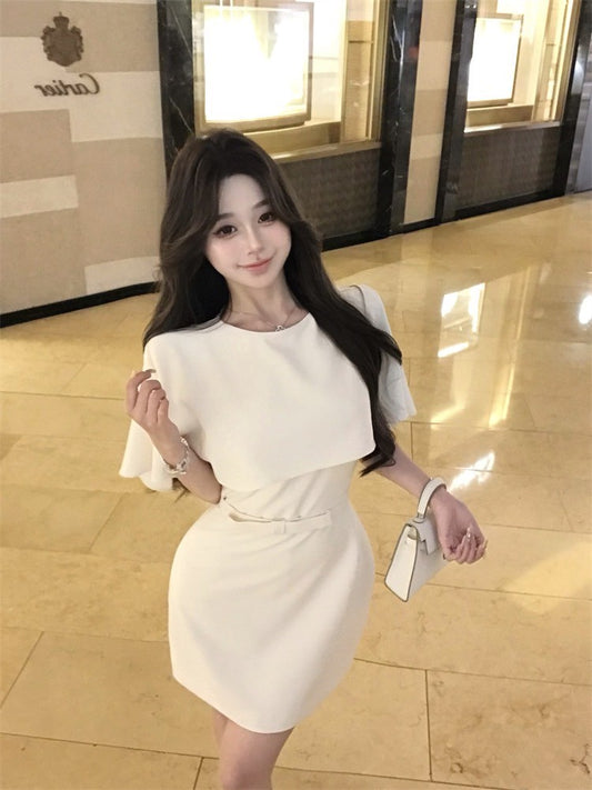 NA+ 藝展女神裙斗篷式收腰連身短裙