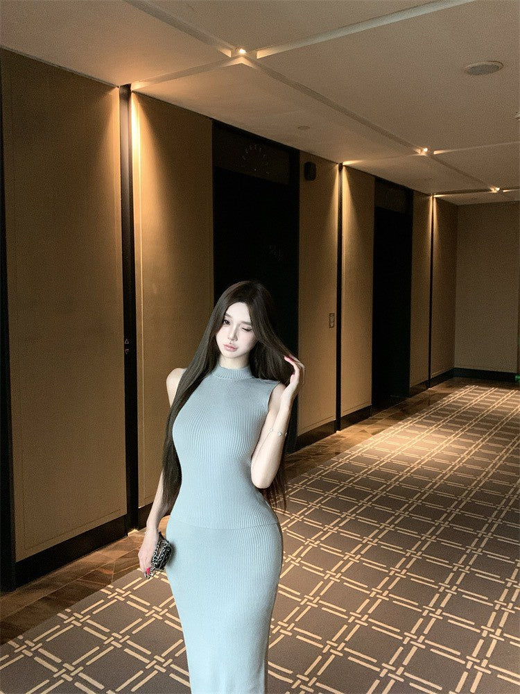 NA+ 溫柔歐膩低飽和藍灰針織背心 開叉半身裙