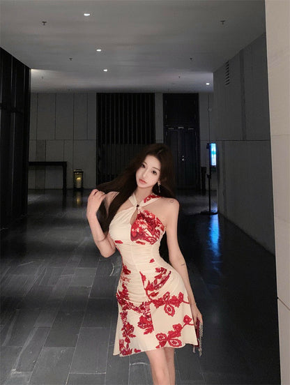 Na+ 復古名媛 中式設計感印花掛脖連身裙