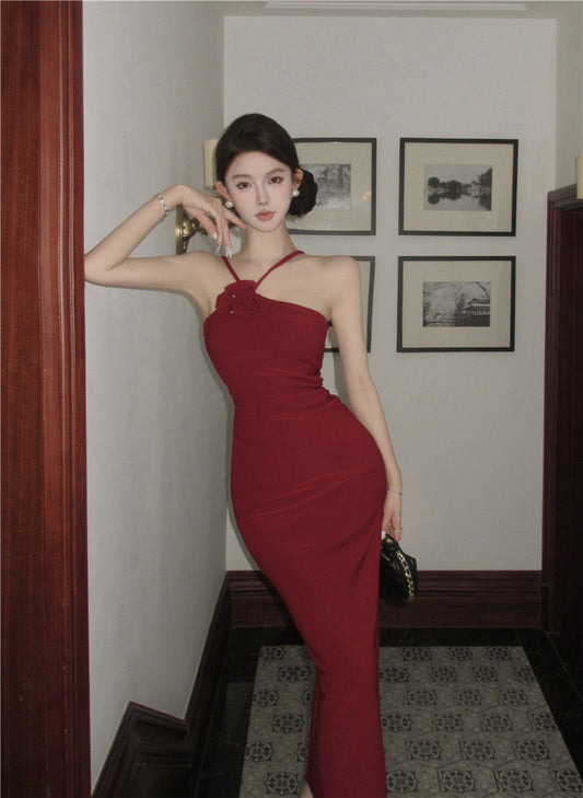 NA+ 復古朦朧 中式修身立體花吊帶連身裙 紅