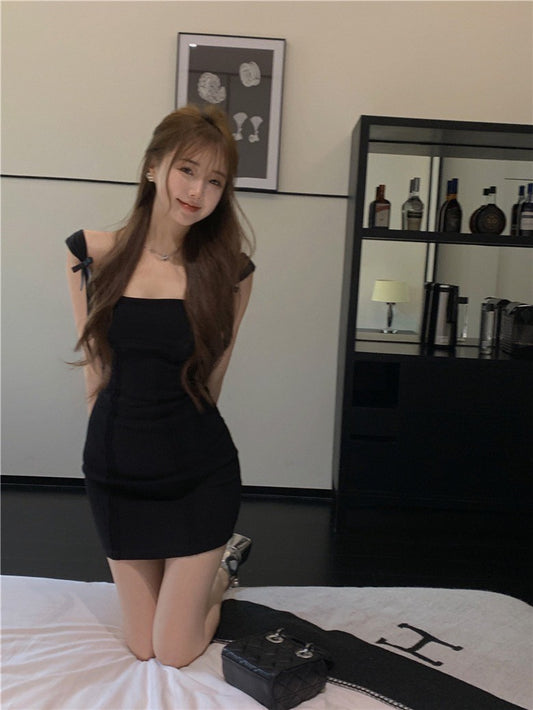 NA+ 復古浪漫肩紗拼接裙 黑