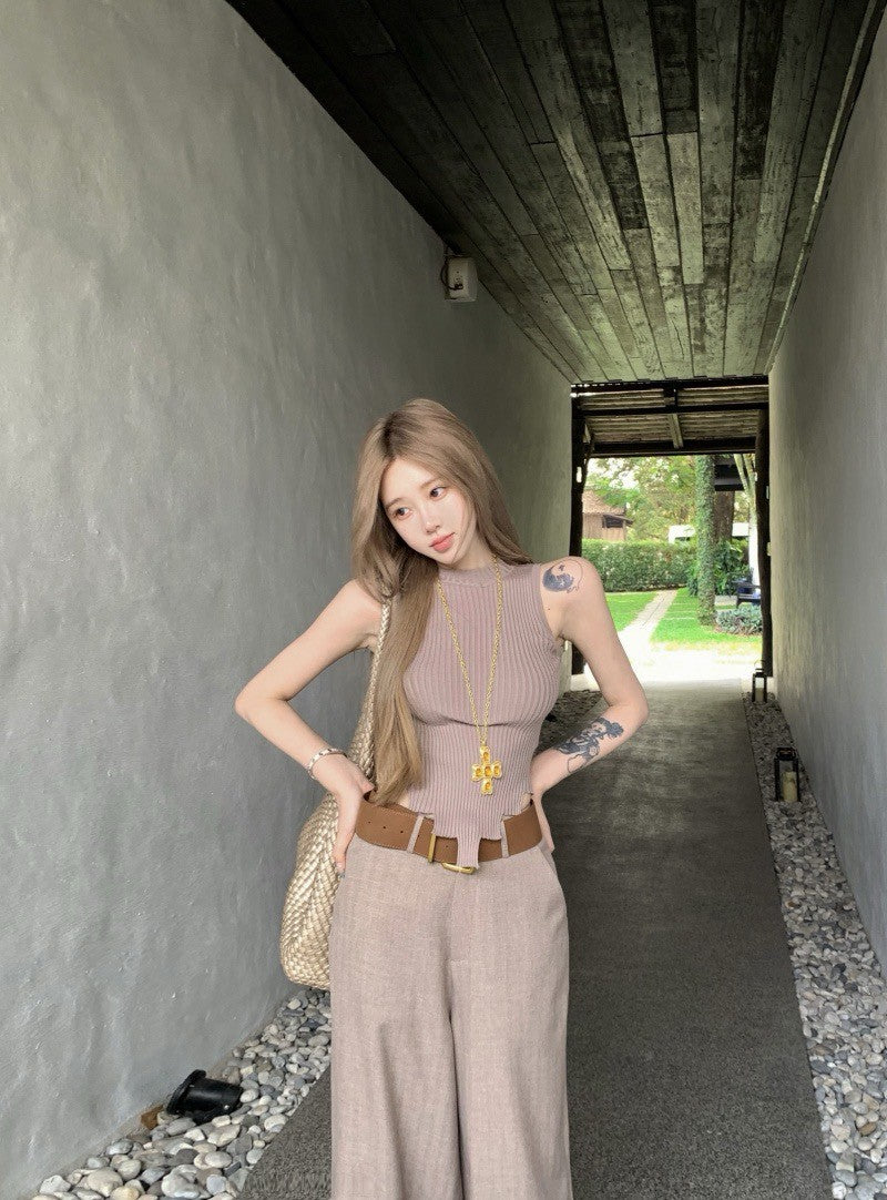 Na+ 不規則設計感針織背心 高腰通勤老錢休閒褲 卡其