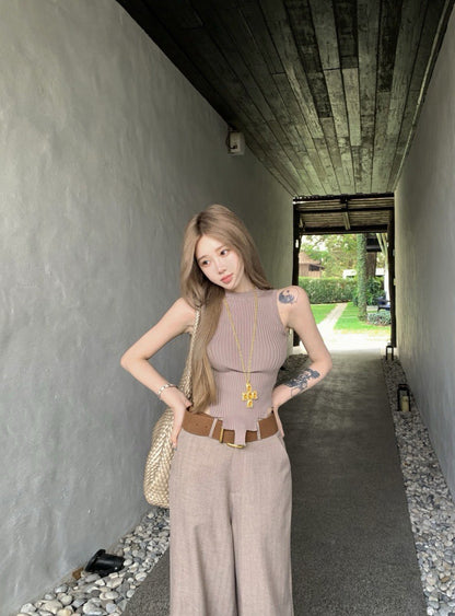 Na+ 不規則設計感針織背心 高腰通勤老錢休閒褲 卡其