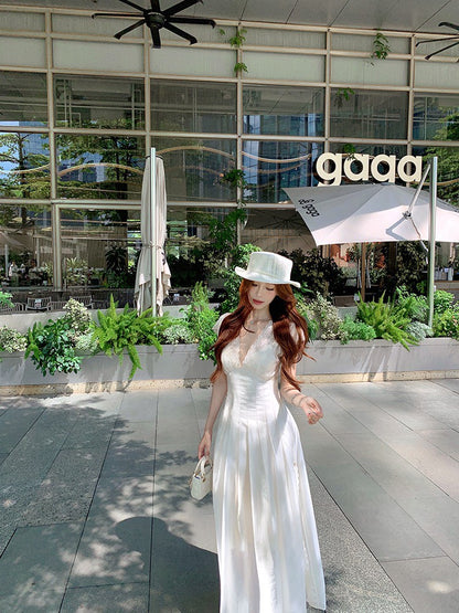 NA+ 叢野少女 夢幻法式重工蕾絲V領連身裙