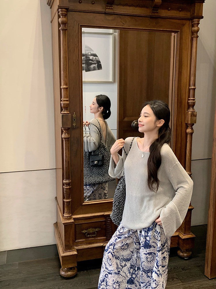 ''Na+''清冷大姐姐 露背縷空寬鬆長袖上衣 復古印花休閒褲