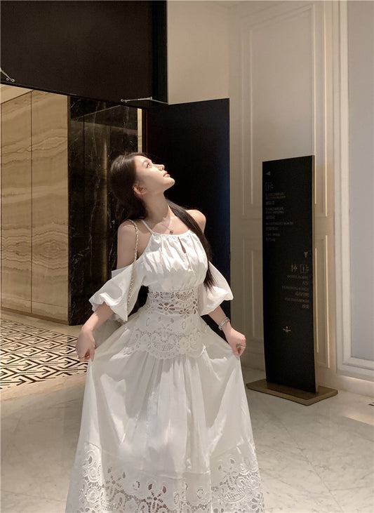 NA+ 繁花佳人重工蕾絲露肩上衣 白色夢幻裙襬半身裙 白