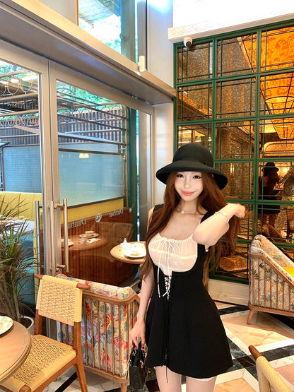 NA+ 赫本仲夏夢 可愛花邊收腰短裙 疊穿2版選（黑/白）