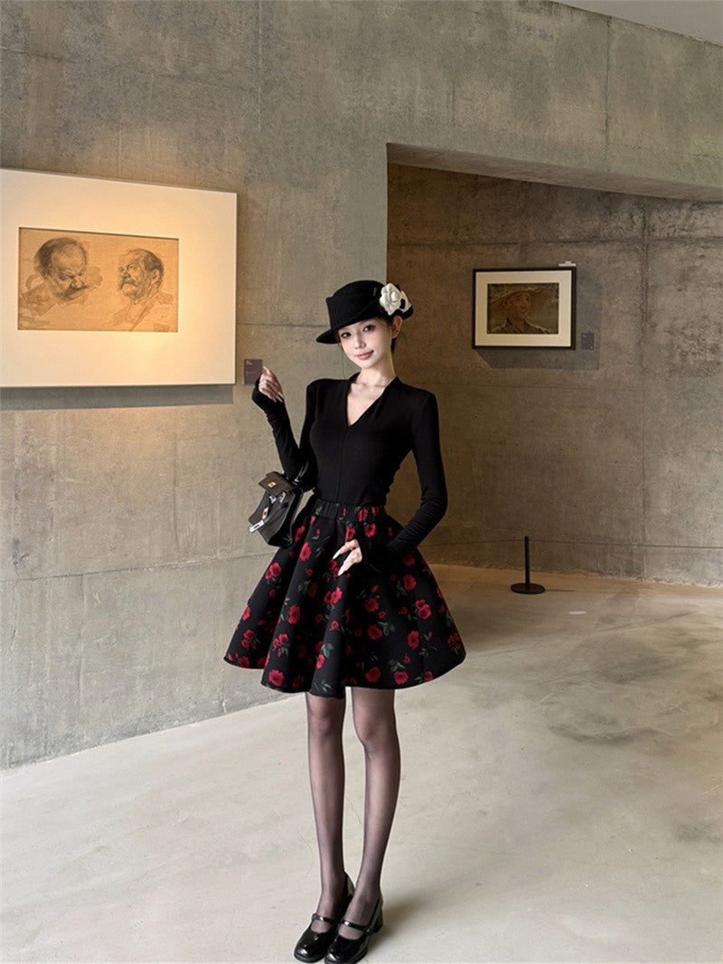 NA+ sweet 甜巧玫瑰復古V領修身上衣 玫瑰花瓣半身裙