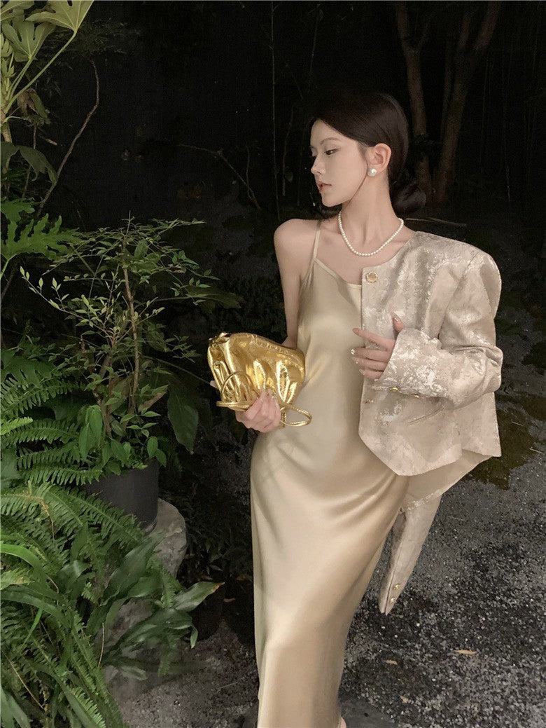 NA+ 鎏金緹花醋酸小香外套 緞感香檳連身裙