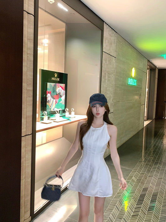 NA+ 修身美學 收腰剪裁圓領連身裙 短款/長款