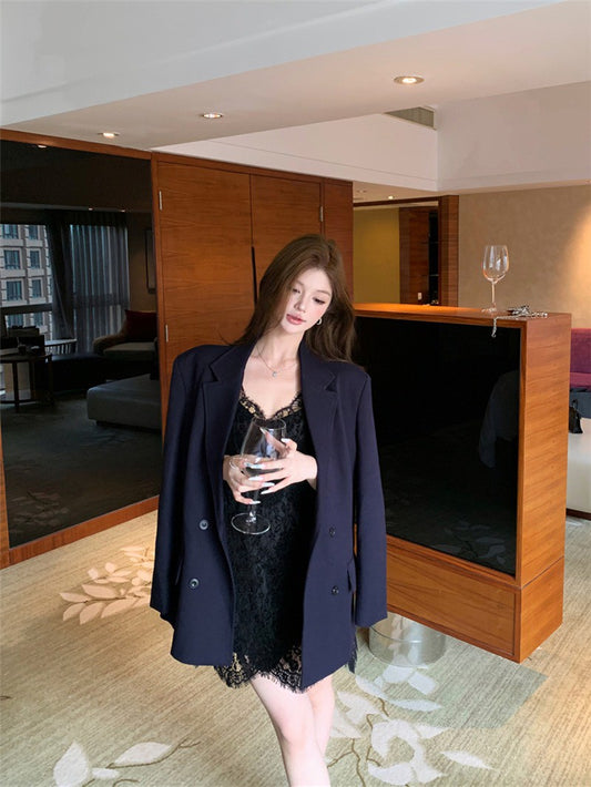 NA+ 性感御姐復古藏藍色西裝外套 蕾絲打底連身裙