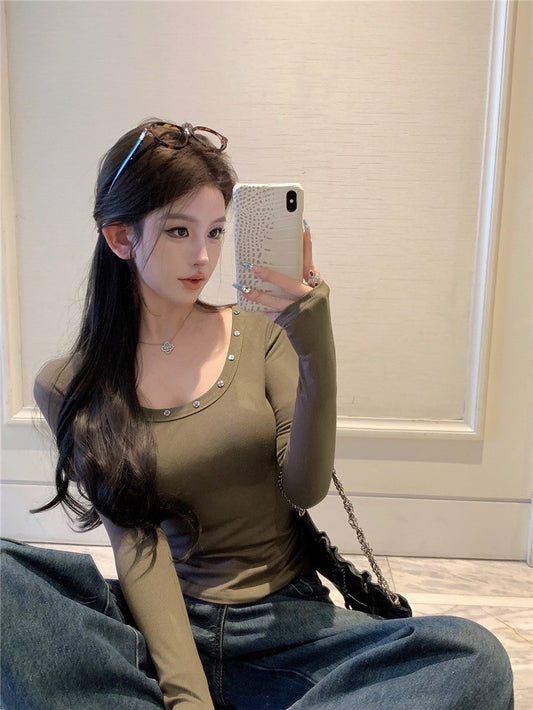 Na+ 基礎簡約圓釘U領上衣 軍綠/白/黑