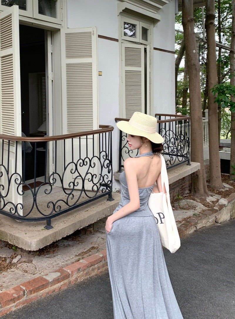 NA+ 簡約純色棉質掛脖露背上衣 休閒半身裙 灰/黑