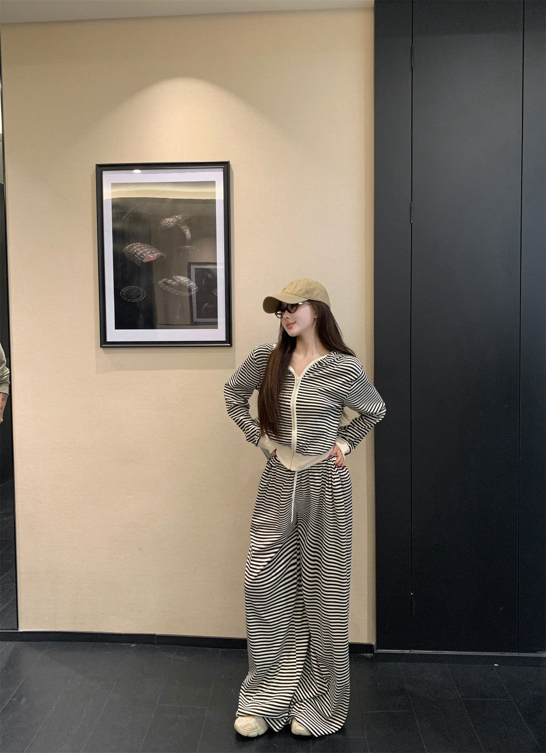 NA+ 運動空調條紋連帽外套/鬆緊休閒褲