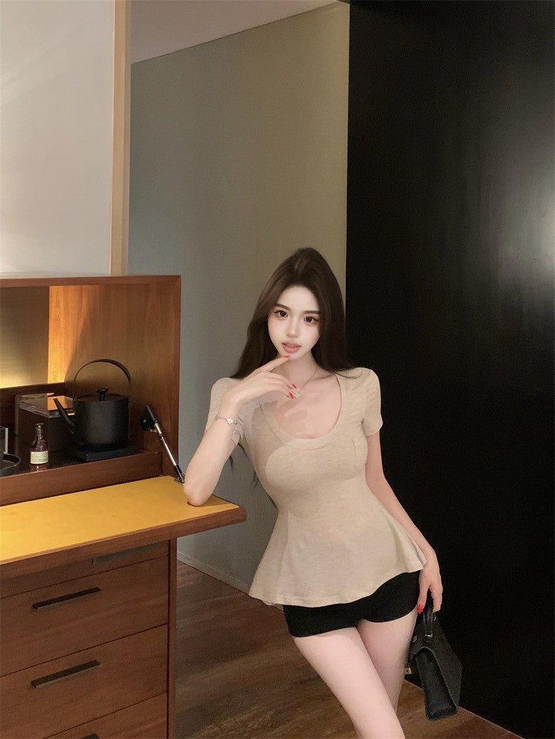 Na+ 清涼純慾 掐腰顯瘦口袋純色上衣 卡其